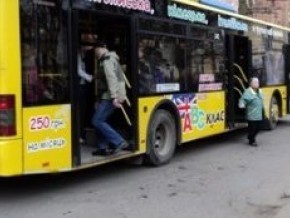 В Кировограде станет меньше и автобусных маршрутов, и самих автобусов