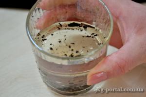 вода