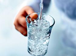 На Луганщині вода паралізувала рух на дорогах