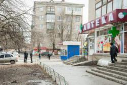 В Харькове коммунальщики облагородят тротуары