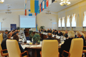 Як чиновники у вихидні працюють